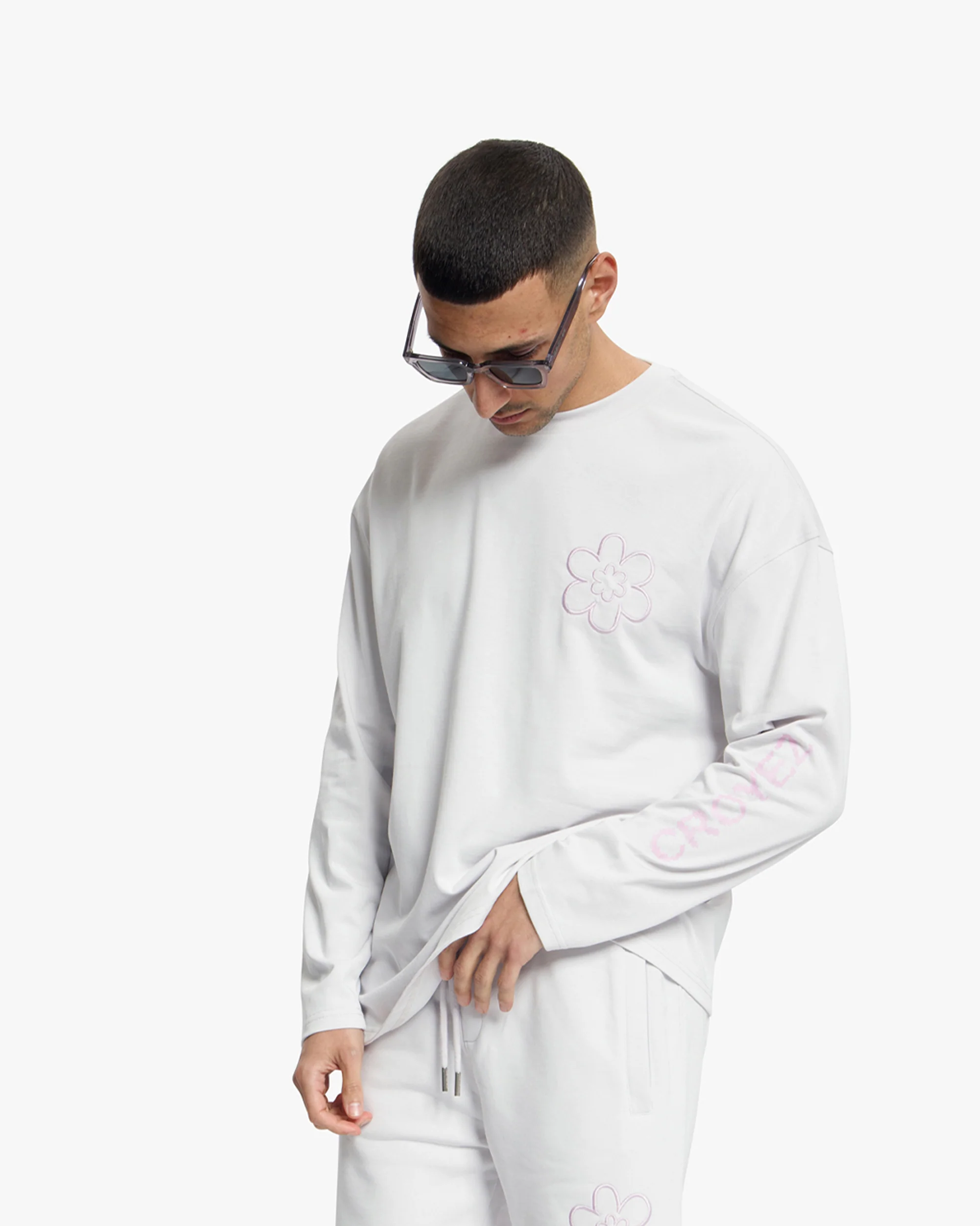 Croyez Contour De La Fleur Longsleeve | Light Grey - Image 4