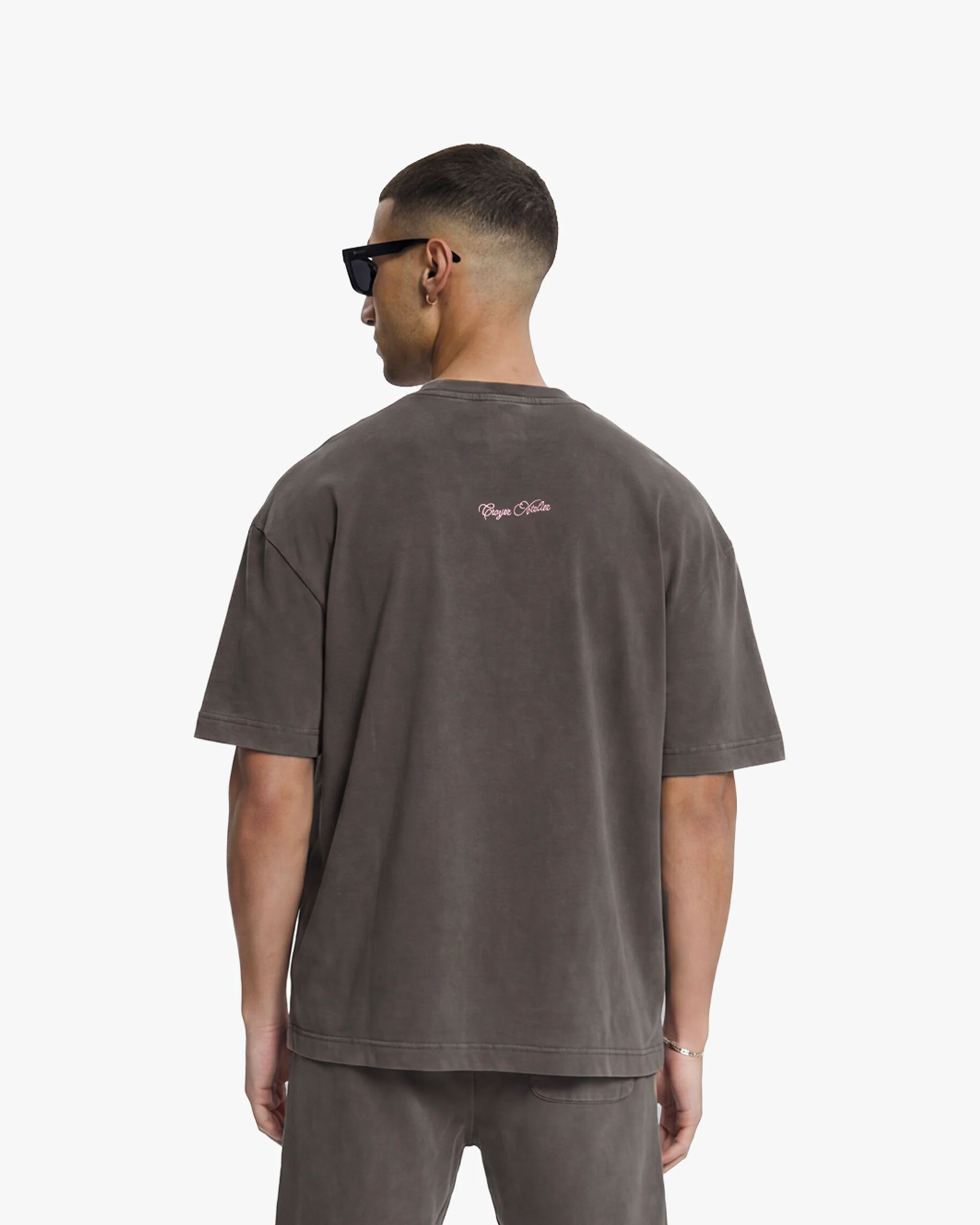 Croyez Contour De La Fleur T-Shirt | Washed Brown - Image 4