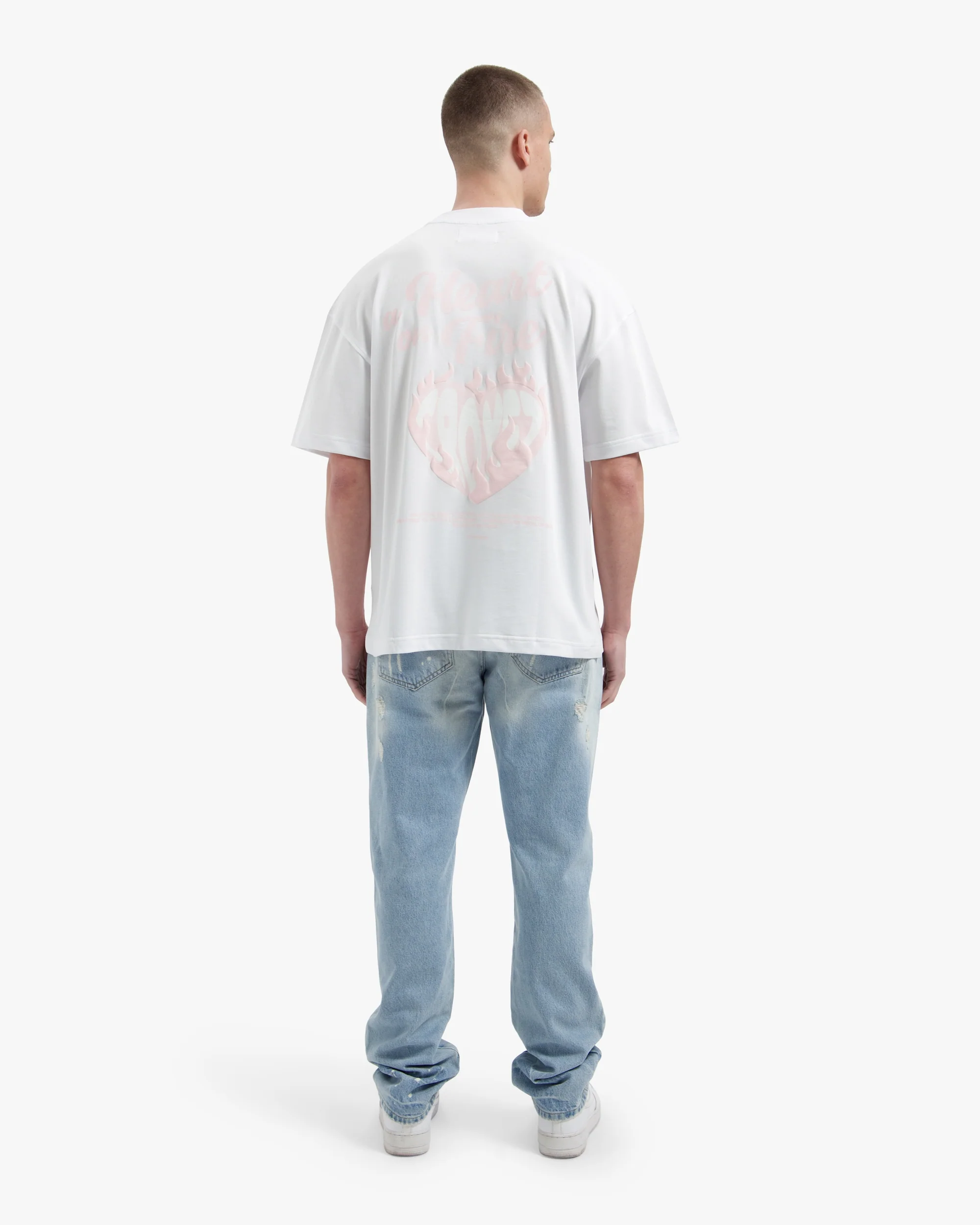 Croyez Heart On Fire T-Shirt | White/Pink - Image 6