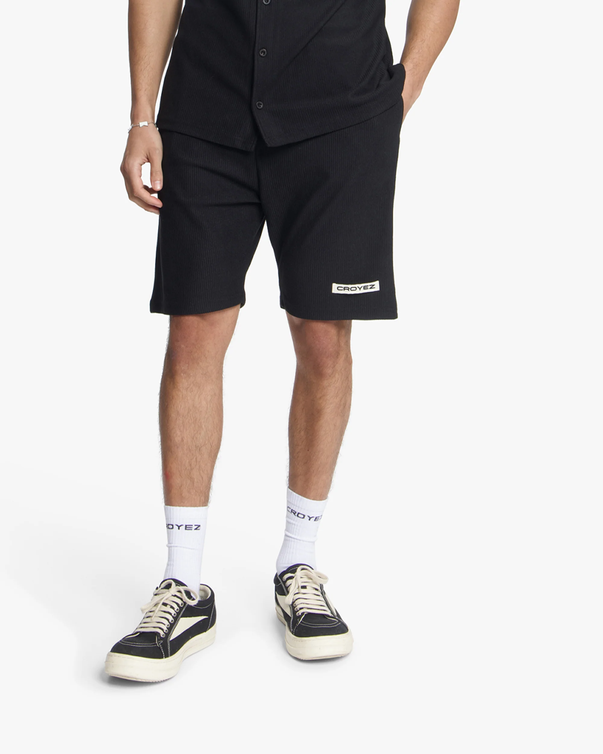 Croyez Plisse Shorts | Black - Image 3